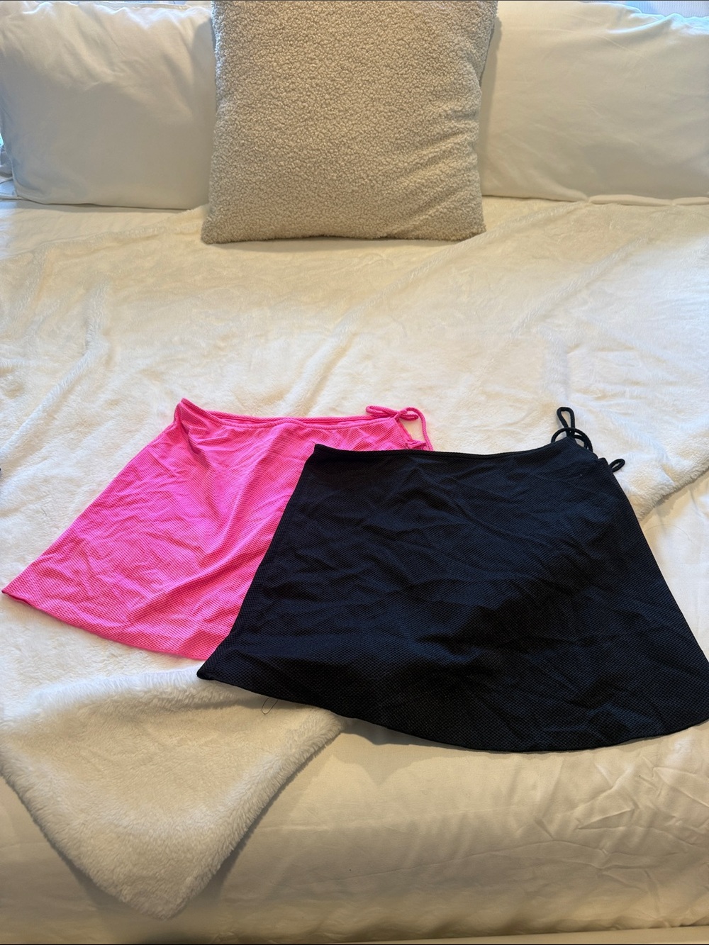 Aerie Pink and Black skirt cover up bundle